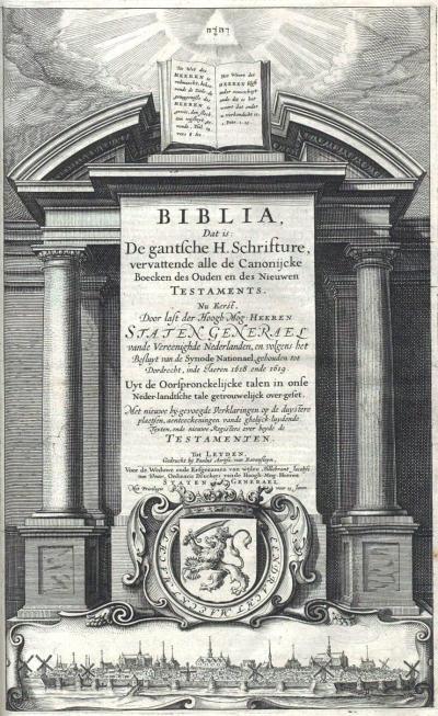 De titelpagina van de eerste druk van de Statenvertaling uit 1637, met een stadsgezicht op Leiden. (Uit de collectie van het NBG)