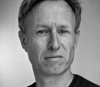 portret Peter Terrin